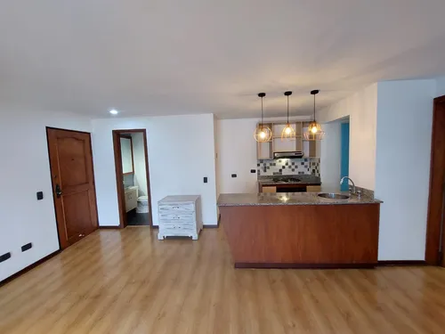 Arriendo Apartaestudio En Los Balsos
