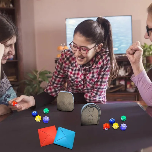 Juego De Entretenimiento Tradicional Coreano Con Calamares