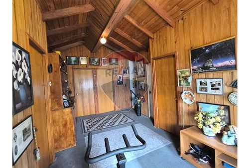 Venta De Amplia Y Cómoda Casa En Maipú