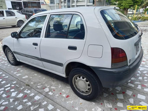 Toyota Starlet Automática