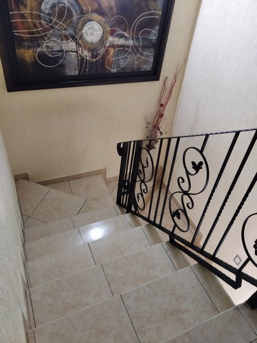 Imagen 12 de 27 de Vendo Townhouse Urb. El Remanso, A Precio De Oportunidad, Morita I.