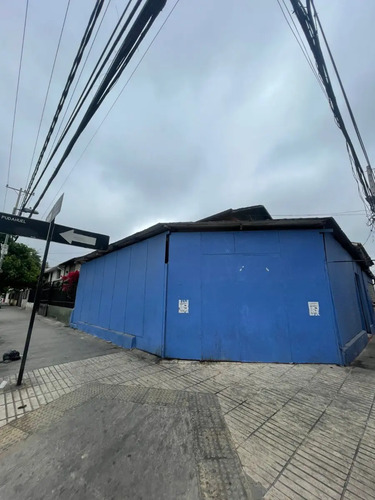 En Venta Propiedad Comercial Esq. Estacion Central