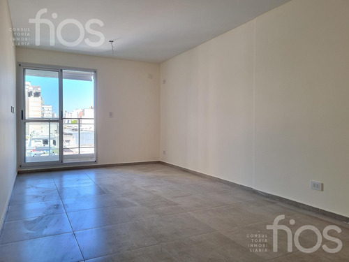 Venta Monoambiente Con Balcon A Estrenar En Zona Centro