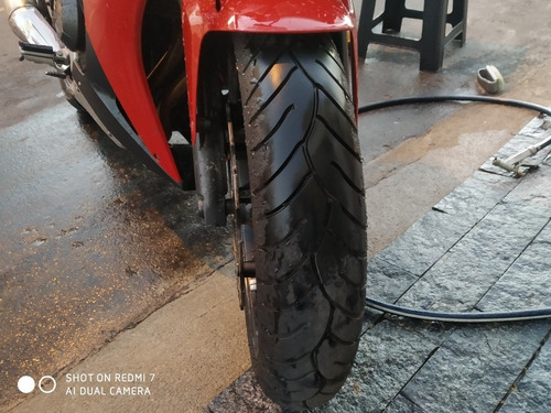 Imagem 3 de 8 de Honda 2014
