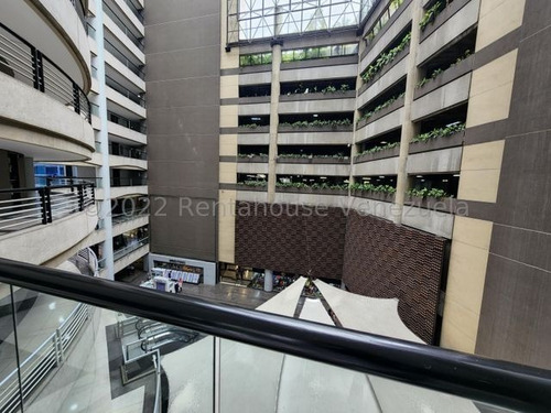 Imagen 12 de 13 de Mayerling Gonzalez Bm Vende Oficina Comercial En El Rosal Mls #22-28643