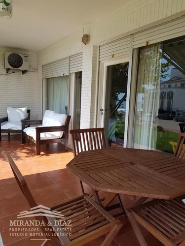 Apartamento En Punta Del Este, Península