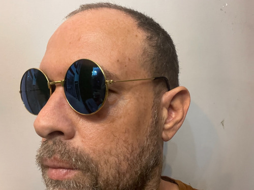 Gafas de sol redondas Motorhomestore con lente azul espejo y armazón dorado