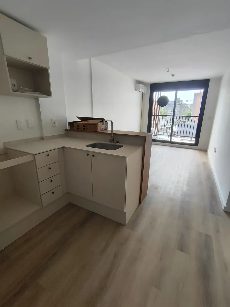 Estrene, Vista, Amplio, Garage Y Box · Photo 2