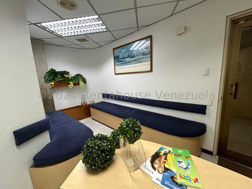 Ml Clínica En Alquiler En Santa Paula 24-18661 Yg