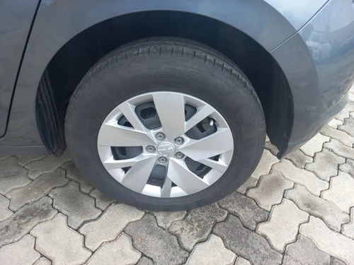 Volkswagen Pólo MPI (Flex)