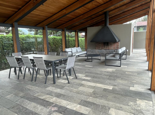 Casa En Venta En Valle De Bravo Avandaro (m2c300)