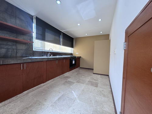 Preciosa Casa En Venta En Los Cipreses Corregidora