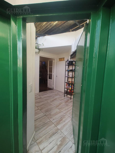 Venta Ph 2 Ambientes Entrepiso Excelente Zona Cid Campeador