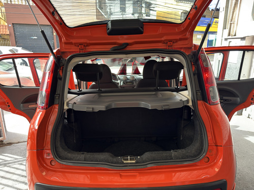 Fiat Uno 1.4 SPORTING 8V FLEX 4P MANUAL
