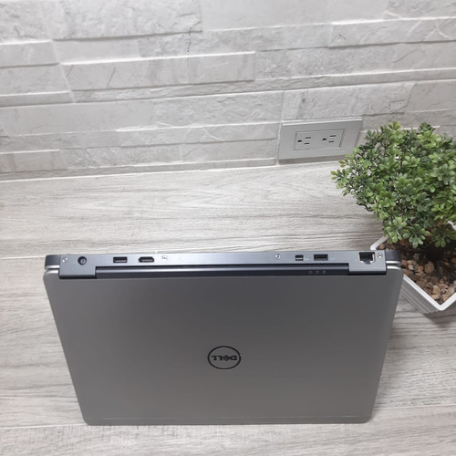 Laptop Dell Latitude E7440 Core I7 De 4ta 8gb Ram, 256gb Ssd (Reacondicionado)