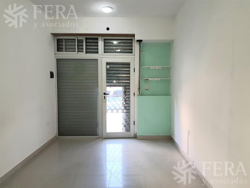 Imagen 2 de 5 de Venta De Local En Wilde
