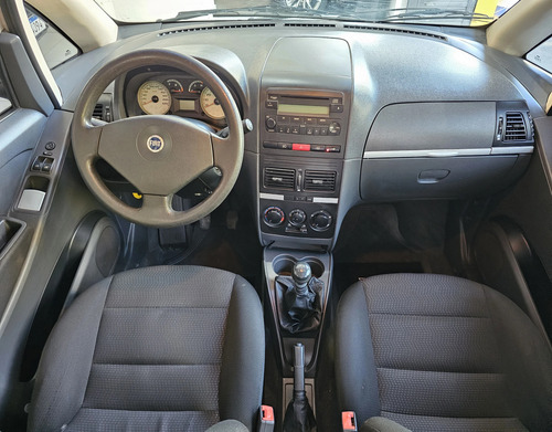 Fiat Idea 1.4 MPI ELX 8V FLEX 4P MANUAL