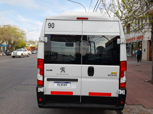 Imagen 6 de 13 de Boxer Premium 2.2 Hdi 440 L4h2 Minibus 17+1