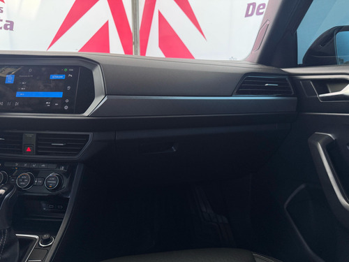 Volkswagen Jetta 2.5 Sportline Tiptronic At