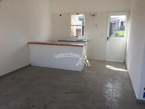 Casas A Estrenar!!- Ref: 3381