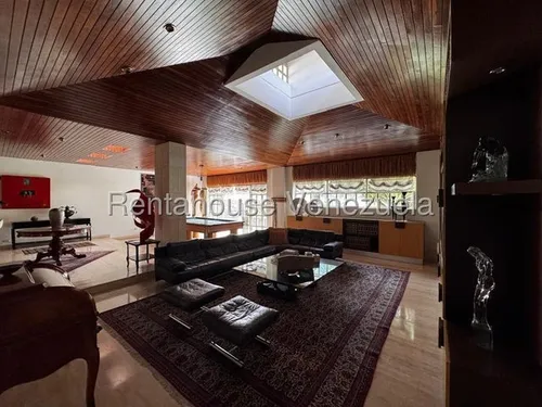 Lujosa Y Exclusiva Casa En Venta De 1400mts² En La Lagunita Country Club