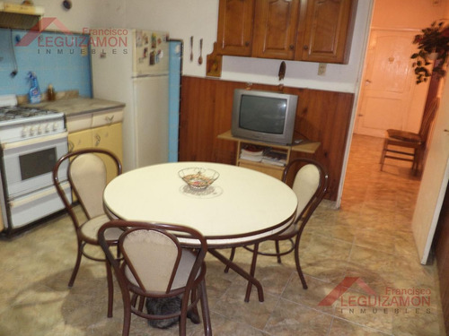Imagen 9 de 21 de Lote Propio - 10x24 - Multifamiliar - Contruidas 2 Viviendas - Garage Pasante