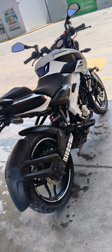 Pulsar Ns 200