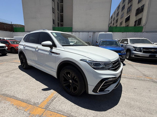 Volkswagen Tiguan 2.0 Tsi R-Line Dsg7
