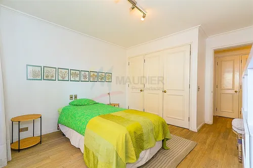 Departamento En Venta De 3 Dorm. En Las Condes