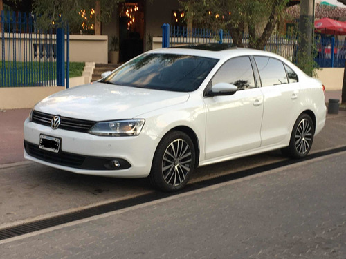 Volkswagen Vento 2.5 Luxury 170cv Tiptronic 2014