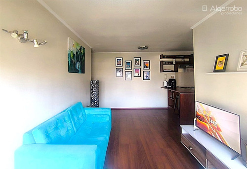 Depto.en Arriendo De 2 Dorm. En Stgo. (metro Sta. Lucía)