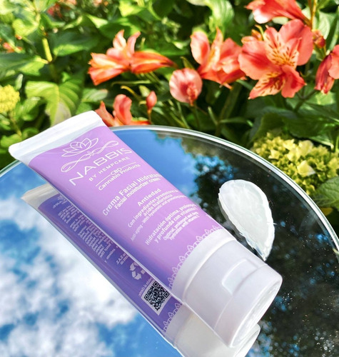 Imagen 6 de 7 de Crema Antiedad Hidratante - g a $1280