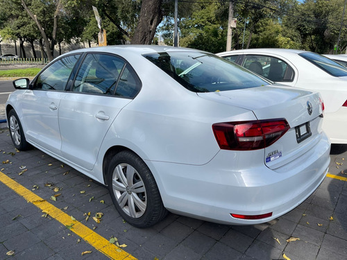 Imagen 4 de 14 de Volkswagen Jetta 2018 2.0 Tiptronic At