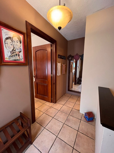 Imagen 15 de 30 de Vendo Hermosa Casa, Excelente Diseño Con Finos Acabados De Madera