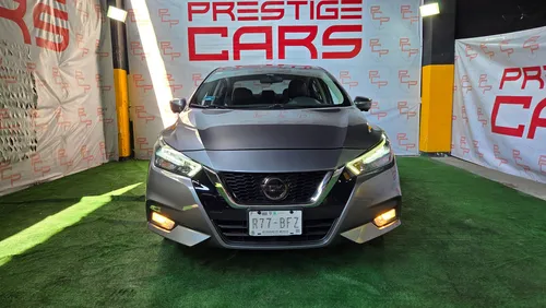 Nissan Versa Platinium 2020