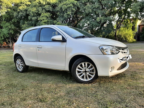Toyota Etios 1.5 M/t