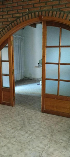 Casa En Venta - 3 Dormitorios 1 Baño - Cochera - 540mts2 - Bahia Blanca