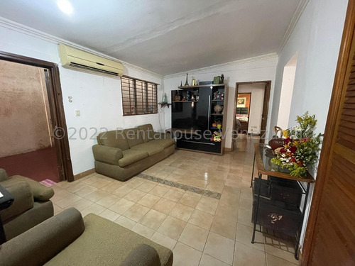 Imagen 3 de 30 de Casa En Venta En Fundalara Este De Barquisimeto Lara 0.4.2.4.5.9.3.7.5.4.2 Rent-a-house Mls Código: 22-21821
