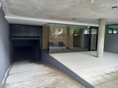 Imagen 3 de 12 de Venta Local Para Oficinas O Consultorios Pocitos Nuevo C/ 5 Garajes A Estrenar