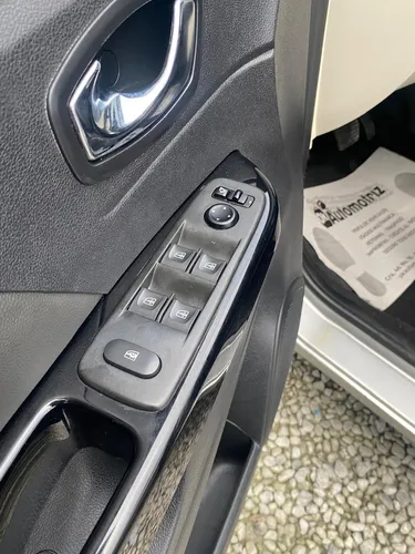 Renault Captur 2.0 Bose Automática