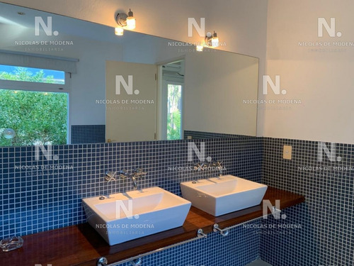 Casa En Laguna Blanca Punta Del Este En Venta- Ref: 4600