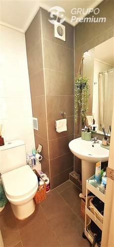 Departamento En Venta De 2 Dorm. En Concepción