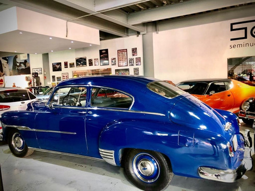 Coche Clásico Chevrolet Sedaneta , 1952