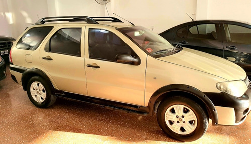 Imagen 6 de 10 de Fiat Palio Weekend 1.8 Elx Pack Electrico 2005
