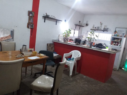 Lote- Terreno 323m2 Con 2 Casas - Boulogne