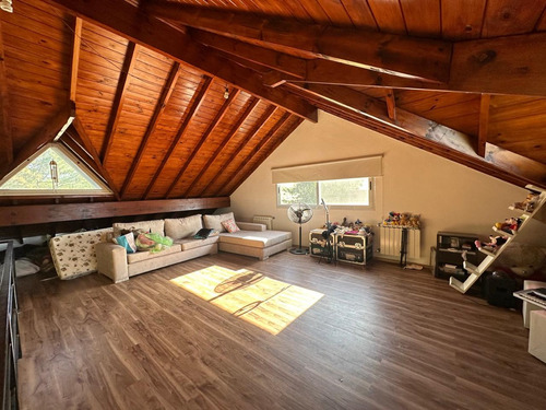 Casa Estilo Moderna - Náutico Escobar C.c