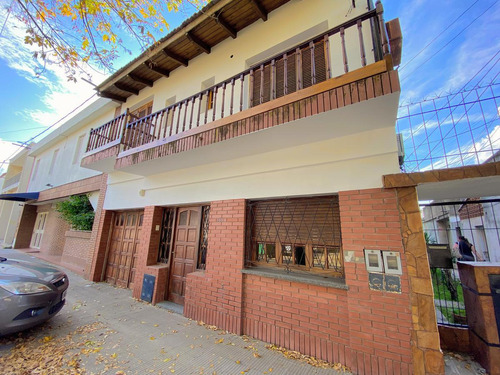 Venta Casa Cochera Terraza Zona Sur