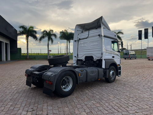 Mercedes-benz Axor 1933 - 4x2 - 2019 - Leito Teto Alto