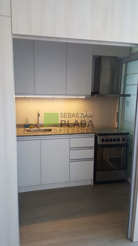 Imagen 6 de 21 de Cómodo Apartamento 2 Dormitorios Piso 9 , Torre San Carlos