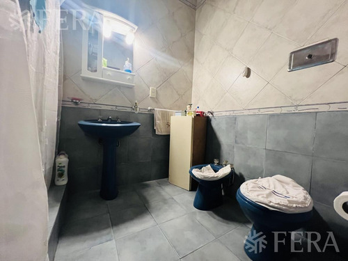 Imagen 23 de 25 de Venta En Block Dos Ph Con Cochera Y Patio En Sarandí (31066)